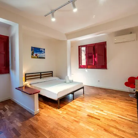 Hostel The Yard Katanya