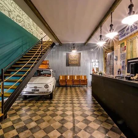 Hostel The Yard Catania