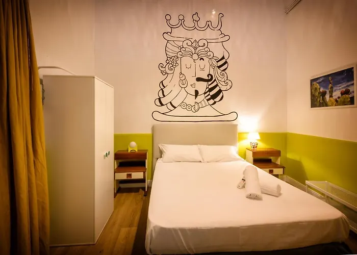 The Yard Hostal Catania