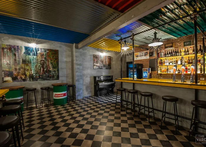 The Yard Hostal Catania